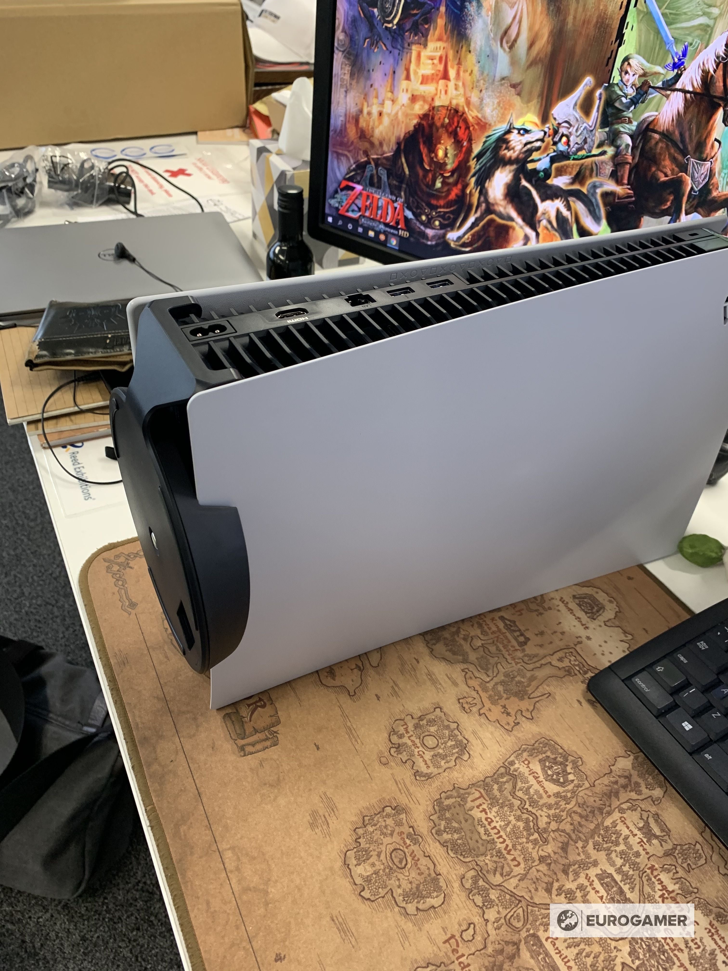 PS5 Stand positions How to attach the stand vertically or